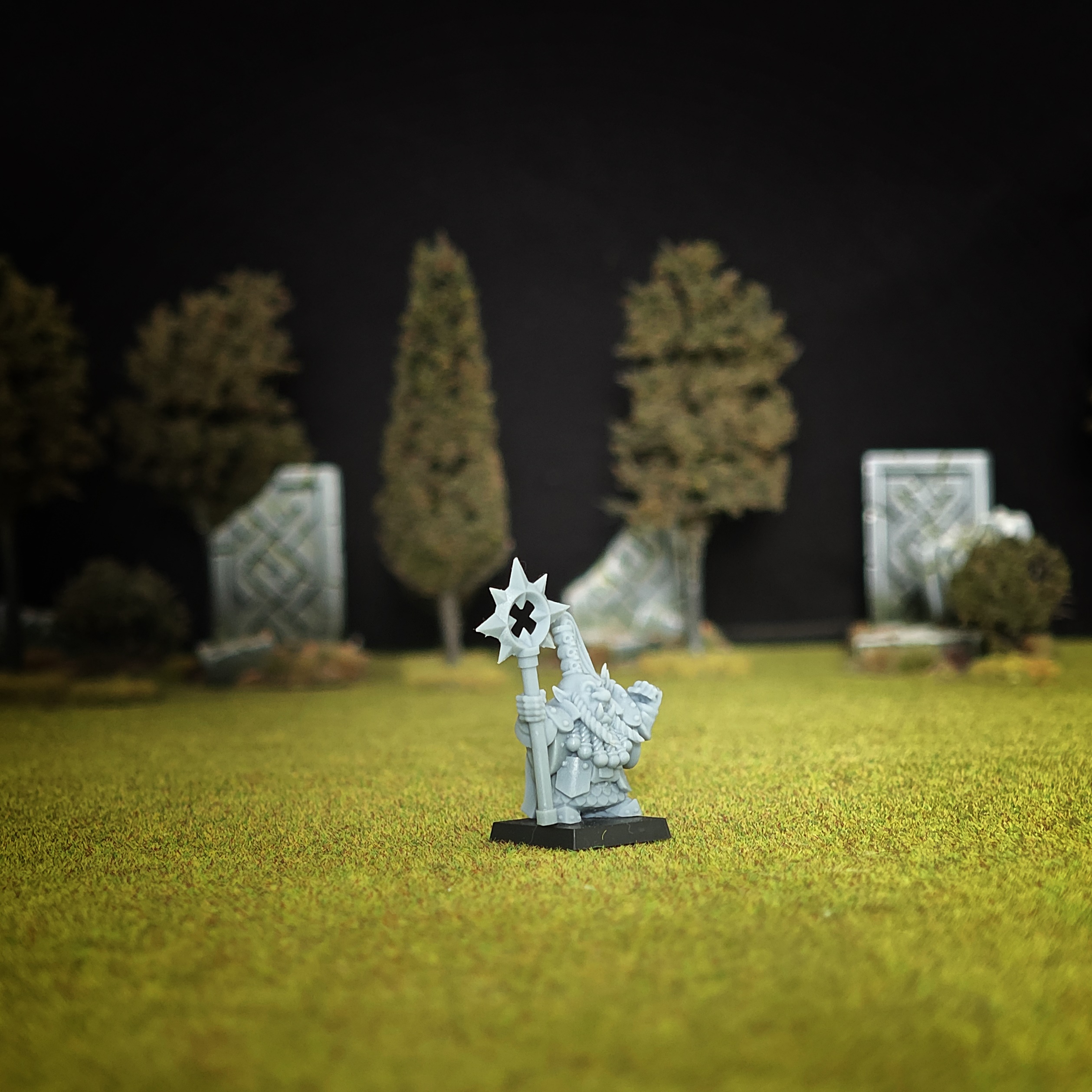 Infernal Sorcerer, Old Infernal Dwarves - MoM Miniatures - Image 3