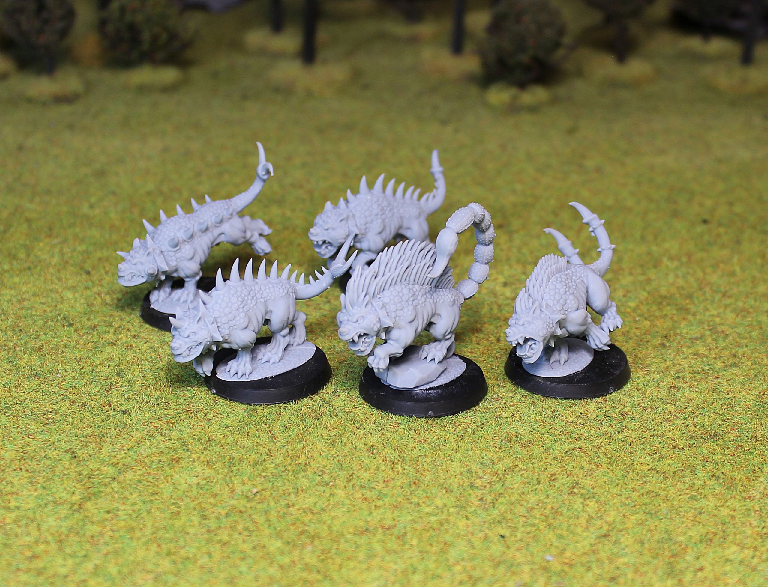Choas Mastiffs, Chaos - MoM Miniatures
