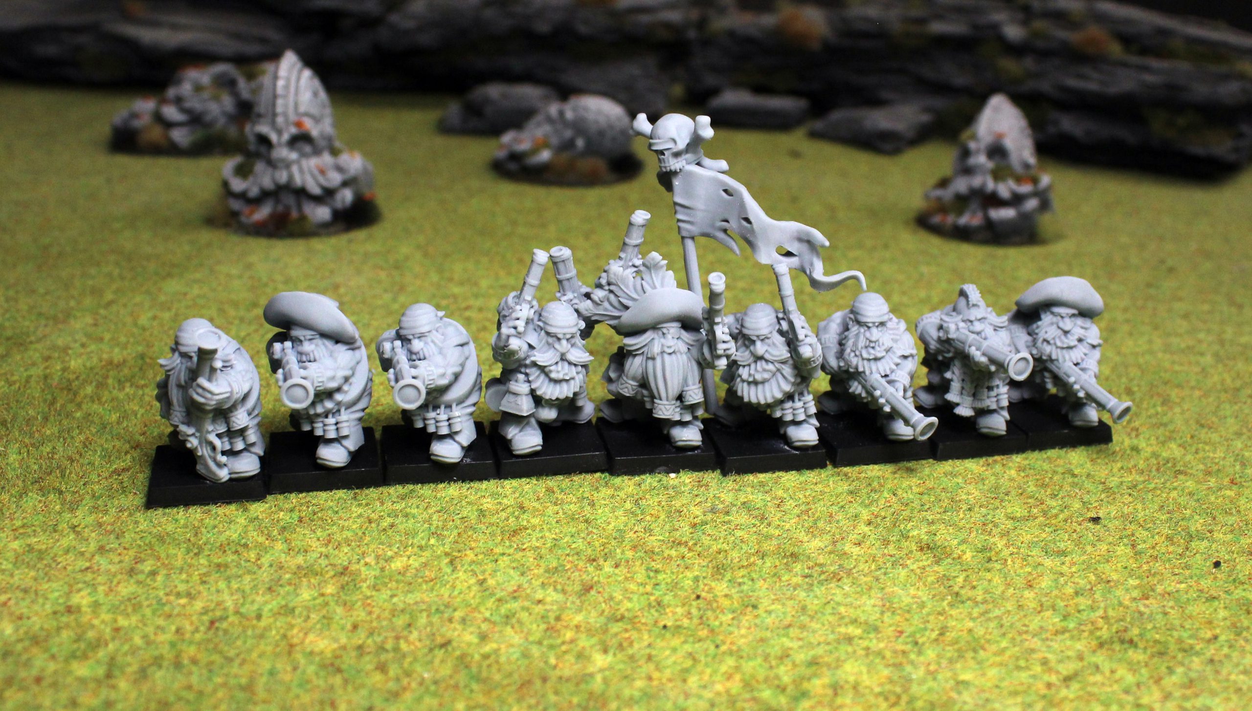 Dwarven Pirate Arquebusiers, Dwarves - MoM Miniatures